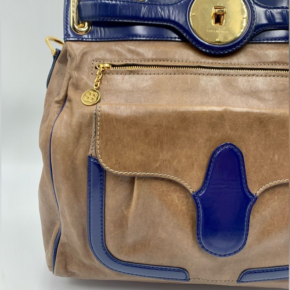 Auth Balenciaga Smooth Brown Leather Navy Patent Top Handle Moon Bag Preloved - Picture 12 of 14